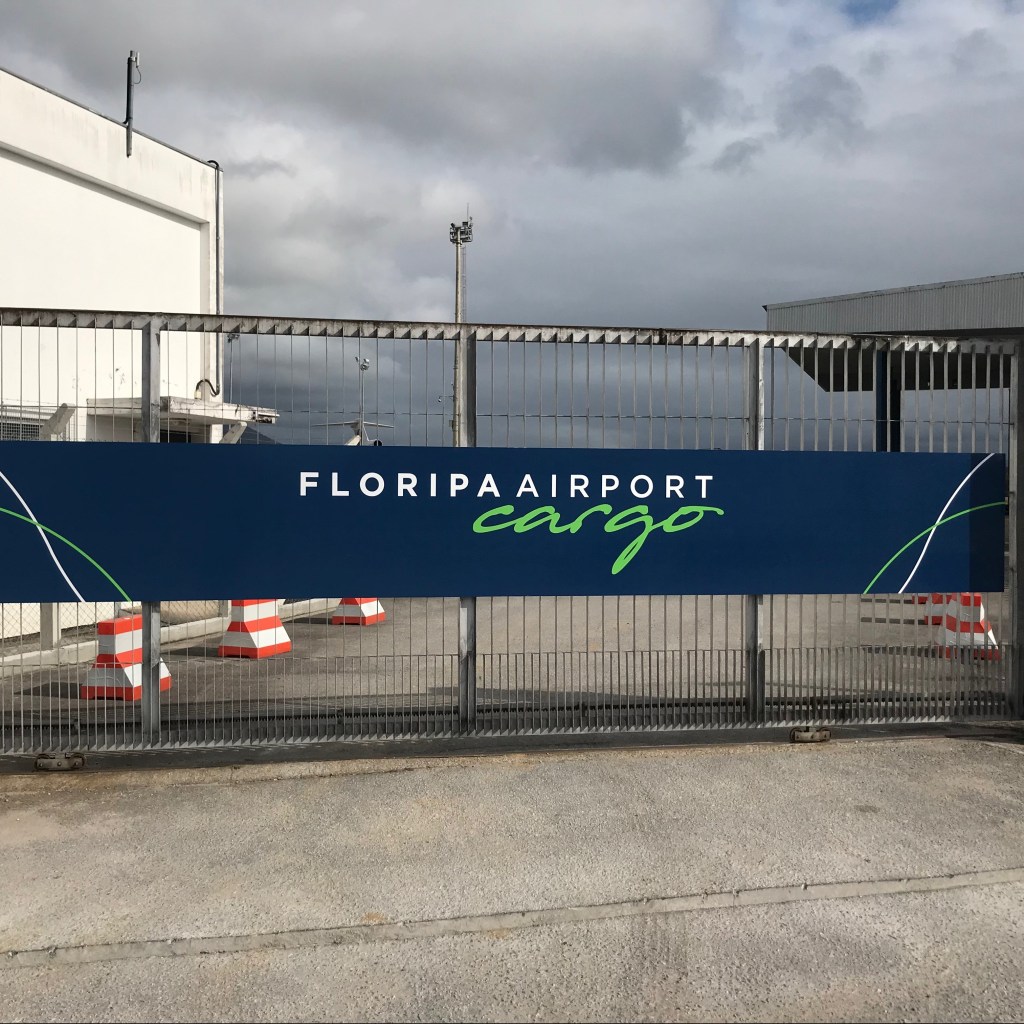 Floripa Airport Cargo&nbsp;/sinalização